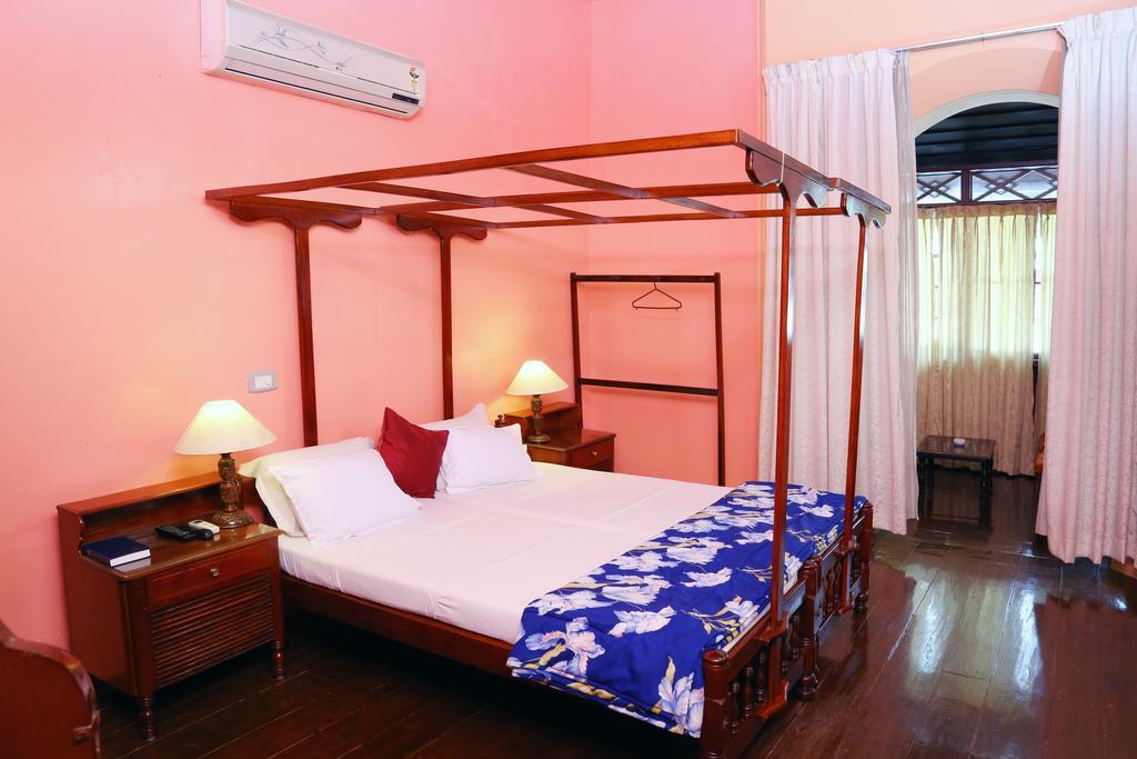 Chiramel Residency Apartment Kochi Ruang foto